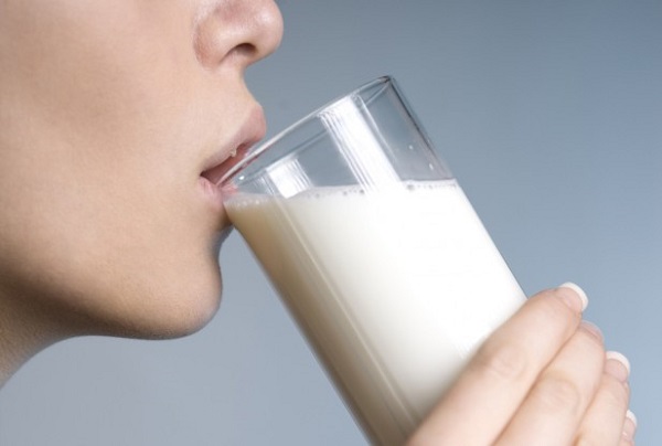 شیر بدون لاکتوز کم چرب
