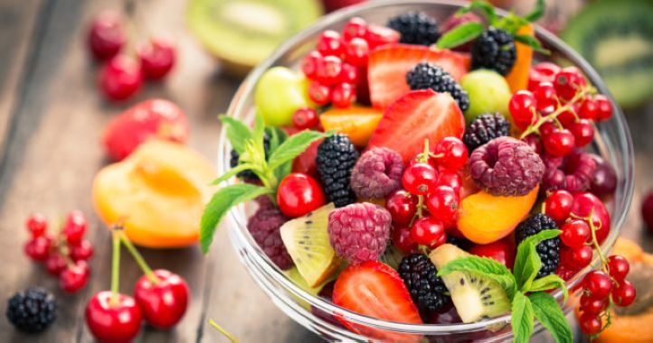فواید مصرف میوه در افطار