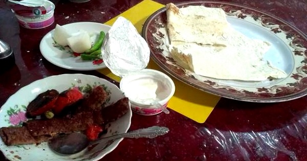 رستوران علی دایی در اردبیل