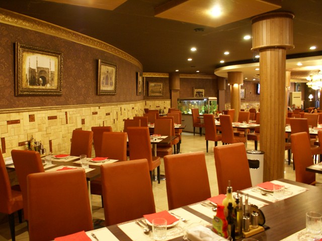رستوران نمونه قزوین