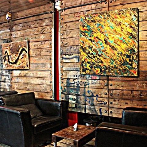 کافه بهمن یکی از کافه های زیبا و هنری در شیراز