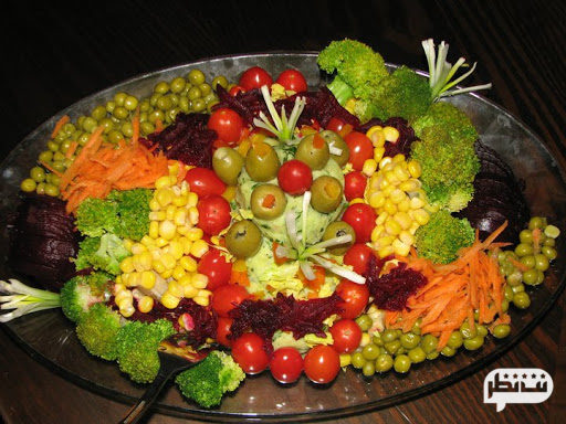 خوراک سبزیجات از غذاهای رژیمی ساده